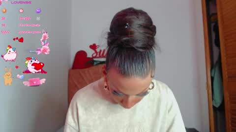 Snapshot of summer__xo chatting on December 9, 2024, 6:12 am Summer online show from December 9, 2024, 6:12 am