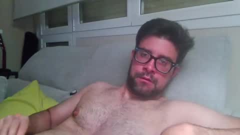 summer_heat online show from May 3, 2026, 9:32 pm