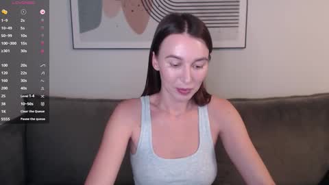 Snapshot of summer_time13 chatting on November 26, 2025, 5:03 pm Liby online show from November 26, 2025, 5:03 pm