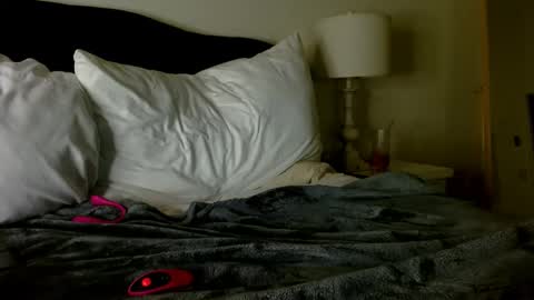 Snapshot of summerishotter chatting on February 11, 2025, 2:57 am Amber online show from February 11, 2025, 2:57 am