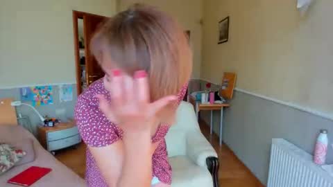 summerliza online show from October 1, 2025, 11:38 am