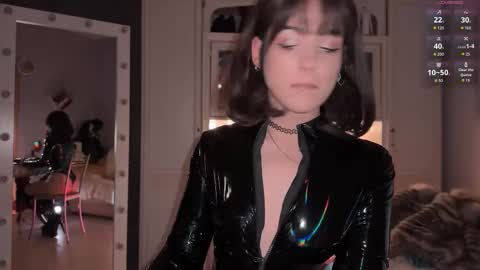 Snapshot of sun_for_you chatting on September 9, 2025, 9:36 pm Miss Nelly online show from September 9, 2025, 9:36 pm