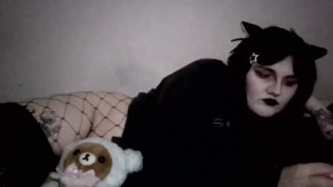 Snapshot of sundaygoth chatting on July 25, 2026, 5:43 pm sundaygoth online show from July 25, 2026, 5:43 pm