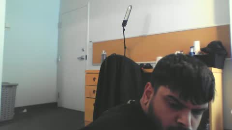 Sundoog online show from March 3, 2025, 2:04 pm