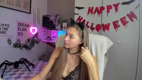 Sofia online show from October 23, 2025, 8:40 pm