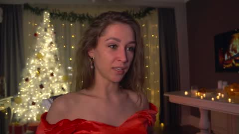 Kate online show from December 20, 2024, 6:45 pm