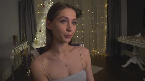 Kate online show from January 20, 2025, 7:35 pm