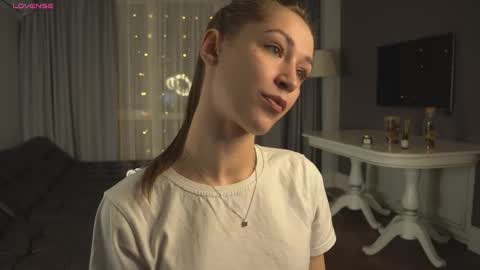 Kate online show from February 10, 2025, 2:48 pm