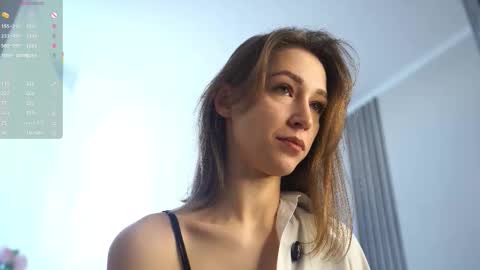 Kate online show from September 12, 2025, 4:23 am