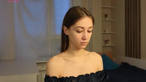 Kate online show from November 1, 2025, 3:19 am