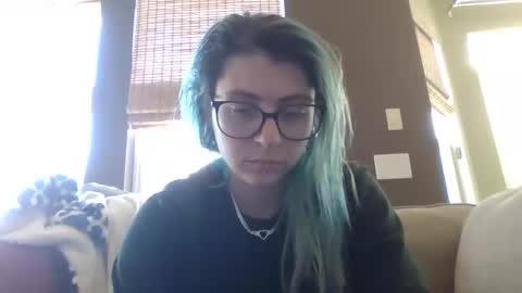 Snapshot of sunni_daes_xo chatting on May 1, 2026, 7:07 pm Sunni Daes online show from May 1, 2026, 7:07 pm