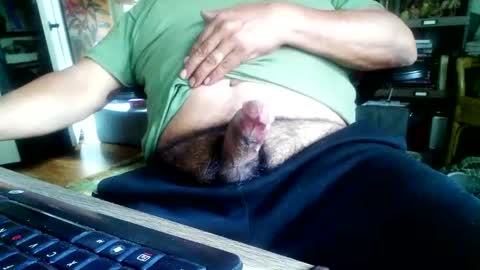 Snapshot of sunny562 chatting on February 8, 2025, 8:32 pm sunny562 online show from February 8, 2025, 8:32 pm