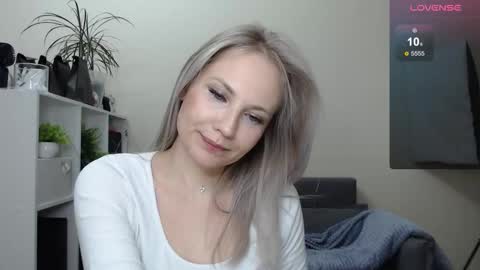 Naomi online show from December 30, 2024, 8:58 pm