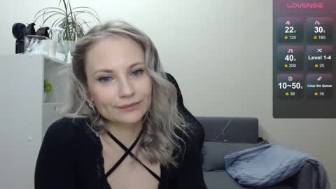 Naomi online show from January 11, 2025, 3:23 am