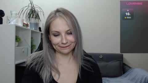 Naomi online show from January 21, 2025, 12:46 am