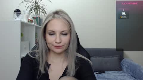 Naomi online show from January 28, 2025, 7:00 pm