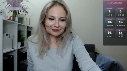 Naomi online show from March 8, 2025, 10:56 pm