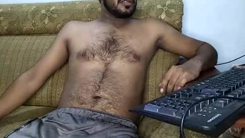 Snapshot of sunny_john chatting on August 6, 2026, 5:48 pm sunny_john online show from August 6, 2026, 5:48 pm