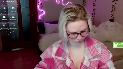 sunny mood online show from February 2, 2025, 6:37 am