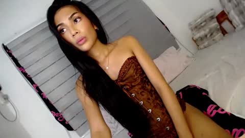 Snapshot of sunny_sexie chatting on July 18, 2026, 11:47 am sunny_sexie online show from July 18, 2026, 11:47 am