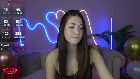 S U N N Y online show from February 14, 2025, 3:26 pm