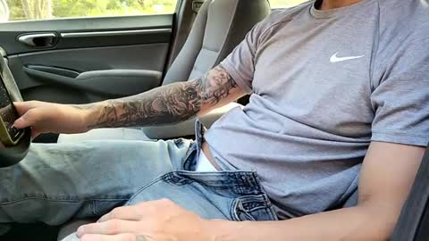 sunny valentine online show from October 1, 2025, 1:50 pm