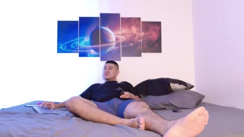 Christian Vanessa online show from November 2, 2025, 10:01 pm