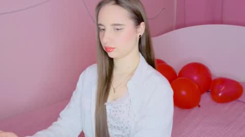 Snapshot of sunnybunnyy5 chatting on February 20, 2026, 5:37 am Liza online show from February 20, 2026, 5:37 am