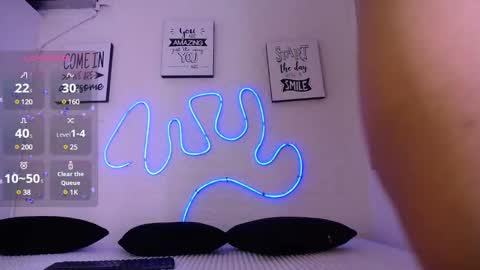  Sunny  online show from March 10, 2025, 9:29 pm