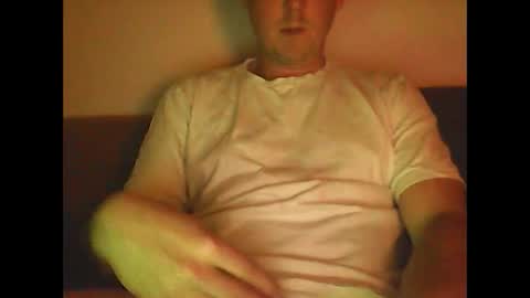 sunnygun0 online show from February 19, 2025, 4:22 pm