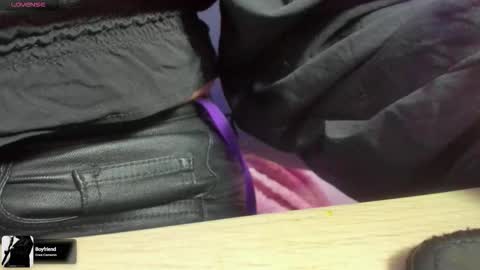     RAVENCLAU GIRL  online show from September 24, 2025, 12:19 pm