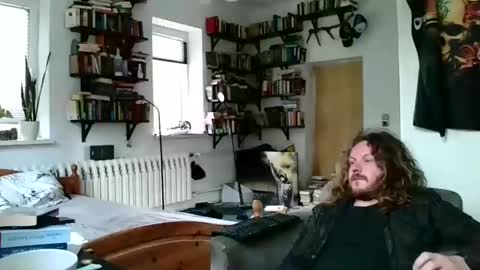 Snapshot of sunr1sa chatting on December 25, 2024, 10:39 am sunr1sa online show from December 25, 2024, 10:39 am