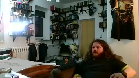 Snapshot of sunr1sa chatting on February 6, 2025, 5:40 pm sunr1sa online show from February 6, 2025, 5:40 pm