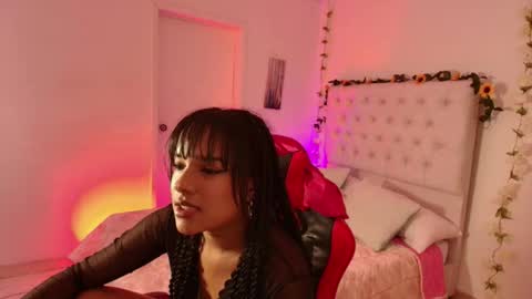    online show from September 10, 2025, 2:28 pm