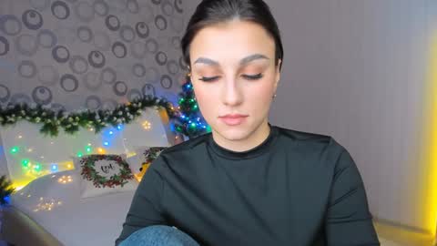 Snapshot of sunsetwithava chatting on December 12, 2024, 8:36 am sunsetwithava online show from December 12, 2024, 8:36 am