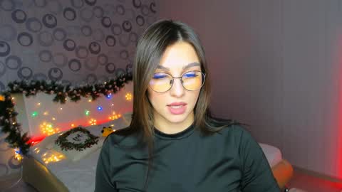 Snapshot of sunsetwithava chatting on December 21, 2024, 4:57 pm sunsetwithava online show from December 21, 2024, 4:57 pm