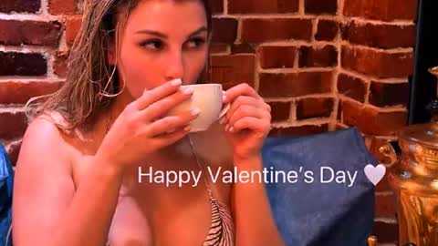 Snapshot of sunsetwithava chatting on February 14, 2026, 7:54 pm sunsetwithava online show from February 14, 2026, 7:54 pm