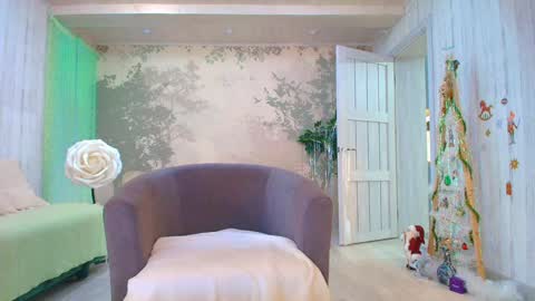 Eva  online show from January 12, 2026, 4:39 am