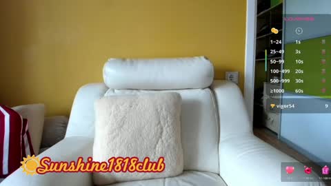 Angela  Sunshine1818club online show from May 17, 2026, 5:05 am