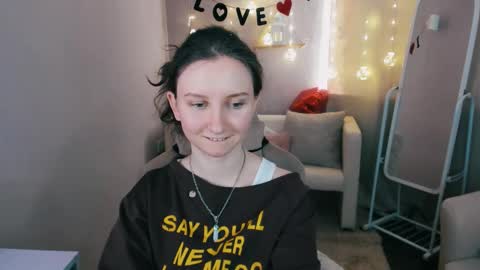 Snapshot of sunshine_blaze chatting on February 15, 2026, 7:51 am Alice online show from February 15, 2026, 7:51 am