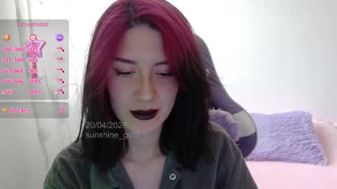 sunshine_girl9 online show from April 20, 2026, 9:16 pm