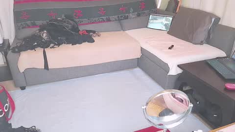 Snapshot of sunshine_sissy chatting on April 20, 2026, 8:50 am Sunshine online show from April 20, 2026, 8:50 am