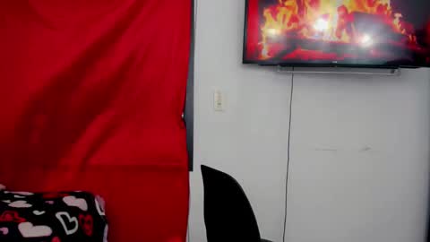 Andrea Rodriguez online show from March 4, 2025, 7:01 pm