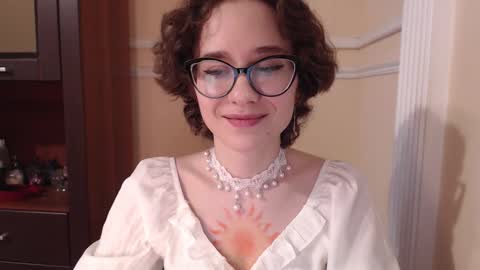 Hella online show from November 30, 2025, 8:29 am