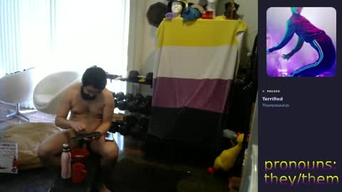 Snapshot of sunshinestreak chatting on May 26, 2026, 7:10 pm im not actually a man my pronouns are theythem online show from May 26, 2026, 7:10 pm