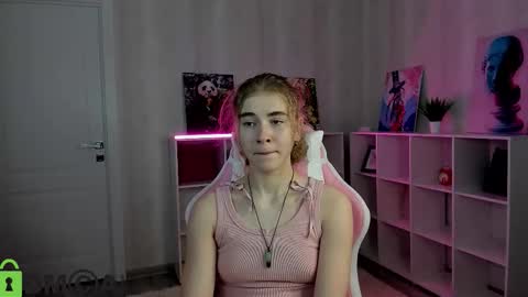 anna online show from October 15, 2025, 9:31 am