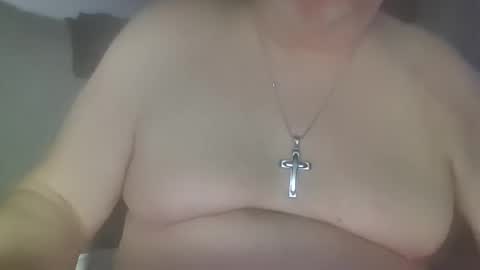 Snapshot of sunspotbaby chatting on March 16, 2026, 10:03 pm Sunspotbaby online show from March 16, 2026, 10:03 pm