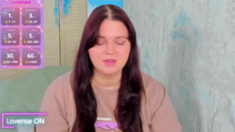 sunyy_bunyy online show from April 14, 2026, 4:29 am