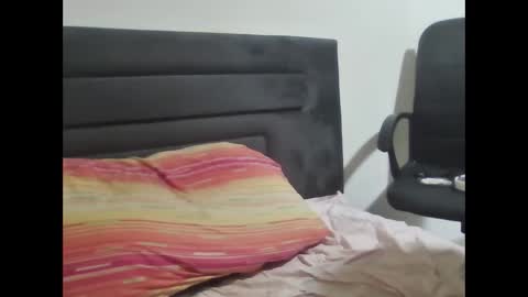 super42835015 online show from October 2, 2025, 5:31 pm