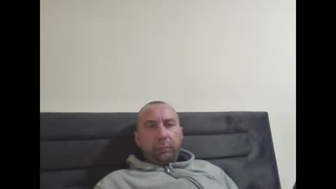 super42835015 online show from May 1, 2026, 8:13 pm